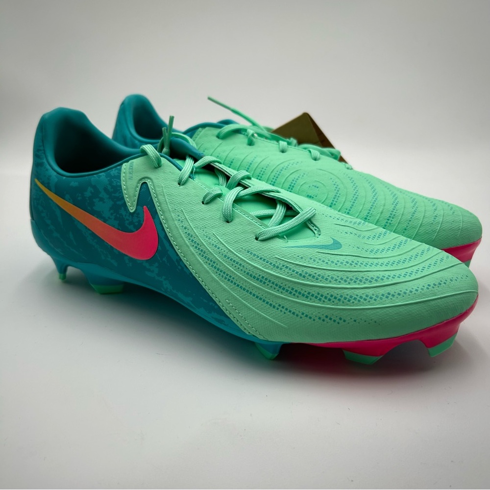 Nike Soccer Cleats Phantom GX 2